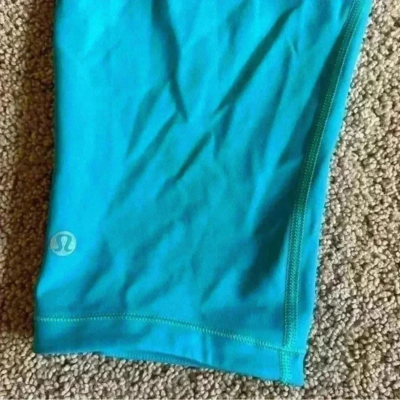 LuLuLemon Women’s Size 8 Smooth Stride Crop 17” Leggings Viridian Green Black - Picture 4 of 6